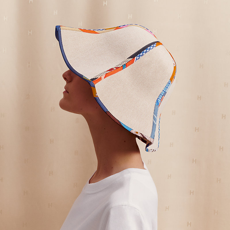 高科技帆布和真丝帽子| Hermès - 爱马仕官网